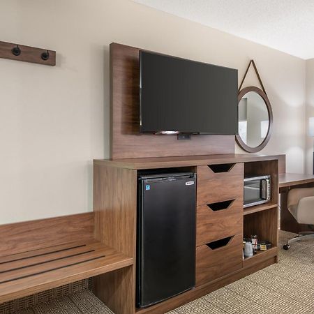 Quality Inn & Suites Rockport-Owensboro North Gold Award Winner Экстерьер фото