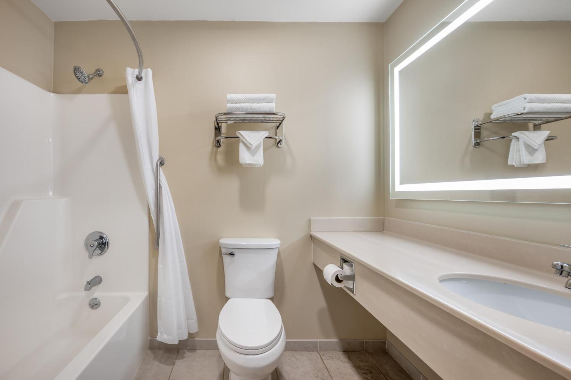 Quality Inn & Suites Rockport-Owensboro North Gold Award Winner Экстерьер фото