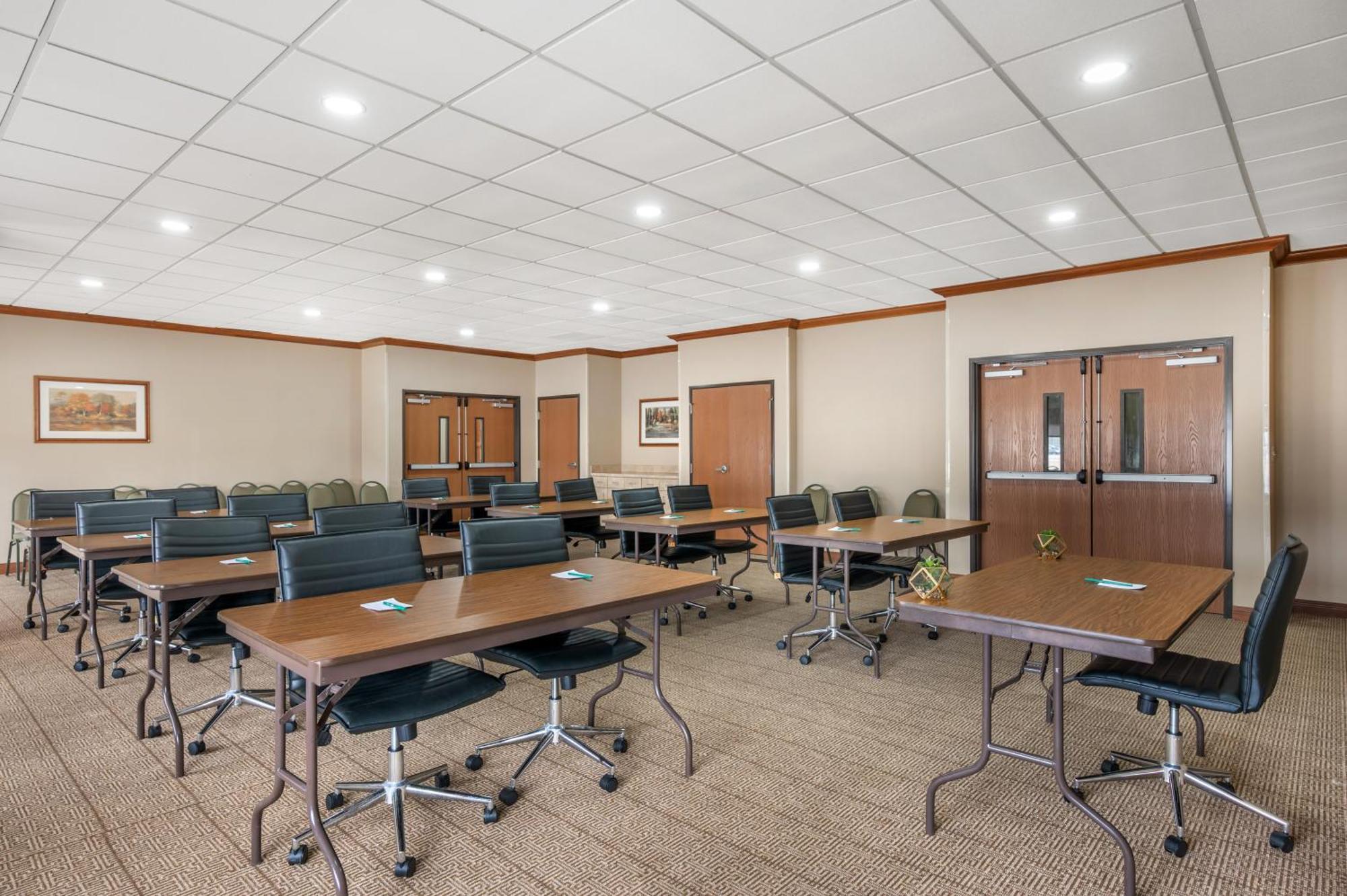 Quality Inn & Suites Rockport-Owensboro North Gold Award Winner Экстерьер фото